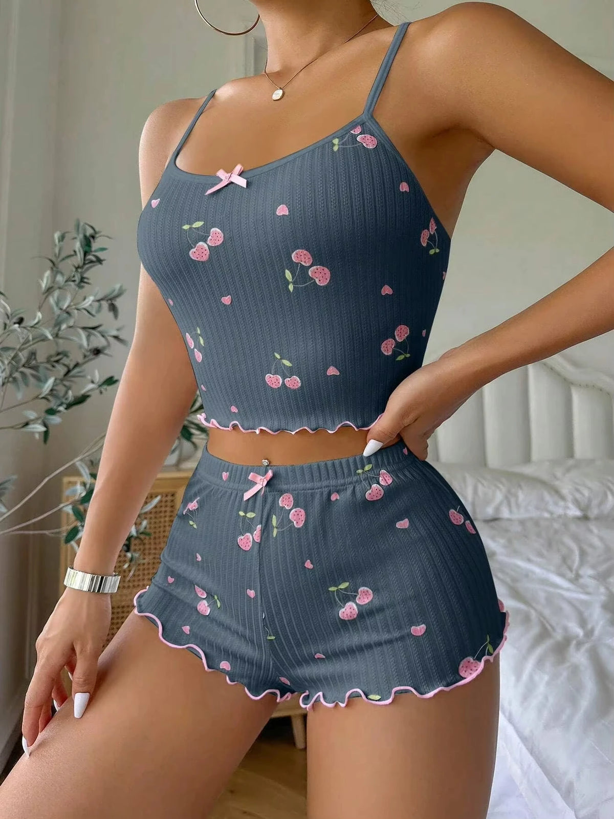 Nachtwäsche Damen Sommer Pyjama Set Herz Druck Sexy Gerippte Schleife Dekor Rundhals Rückenfrei Crop Cami Top & Shorts Nachtwäsche