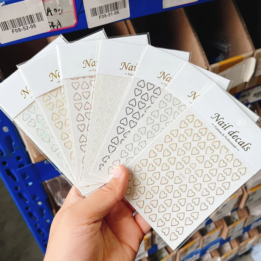 1Pc 3D Gold Silber Hohl Liebe Herz Nagel Aufkleber Weiß Schwarz Laser Herz Selbst-klebe Aufkleber Maniküre Dekoration spitze Sliders