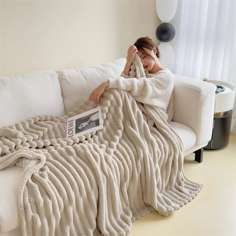 Leichte, luxuriöse, einfarbige, multifunktionale Kaninchen-Samt-Decke, Winter, dickes, warmes Flanell, verwendet für Schlafzimmer, Wohnzimmer, Decke