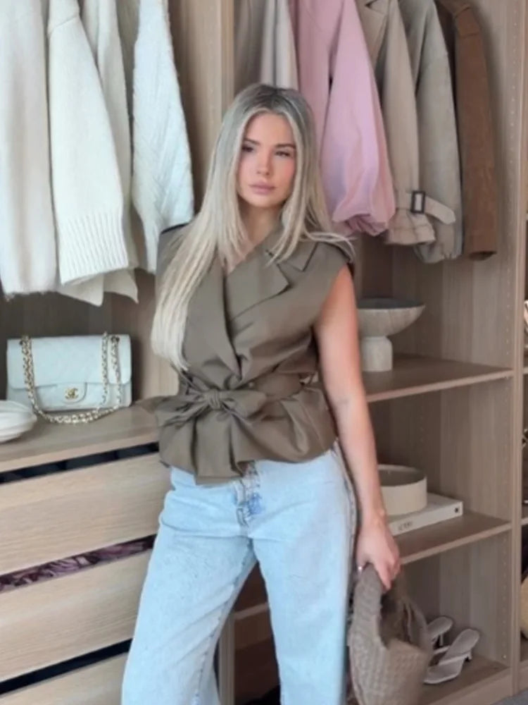 HH Damen 2026 Sommer Mode Vielseitige Khaki Weste mit Taillengürtel für Pendlerinnen Elegantes Doppelreihiges Ärmelloses Oberteil