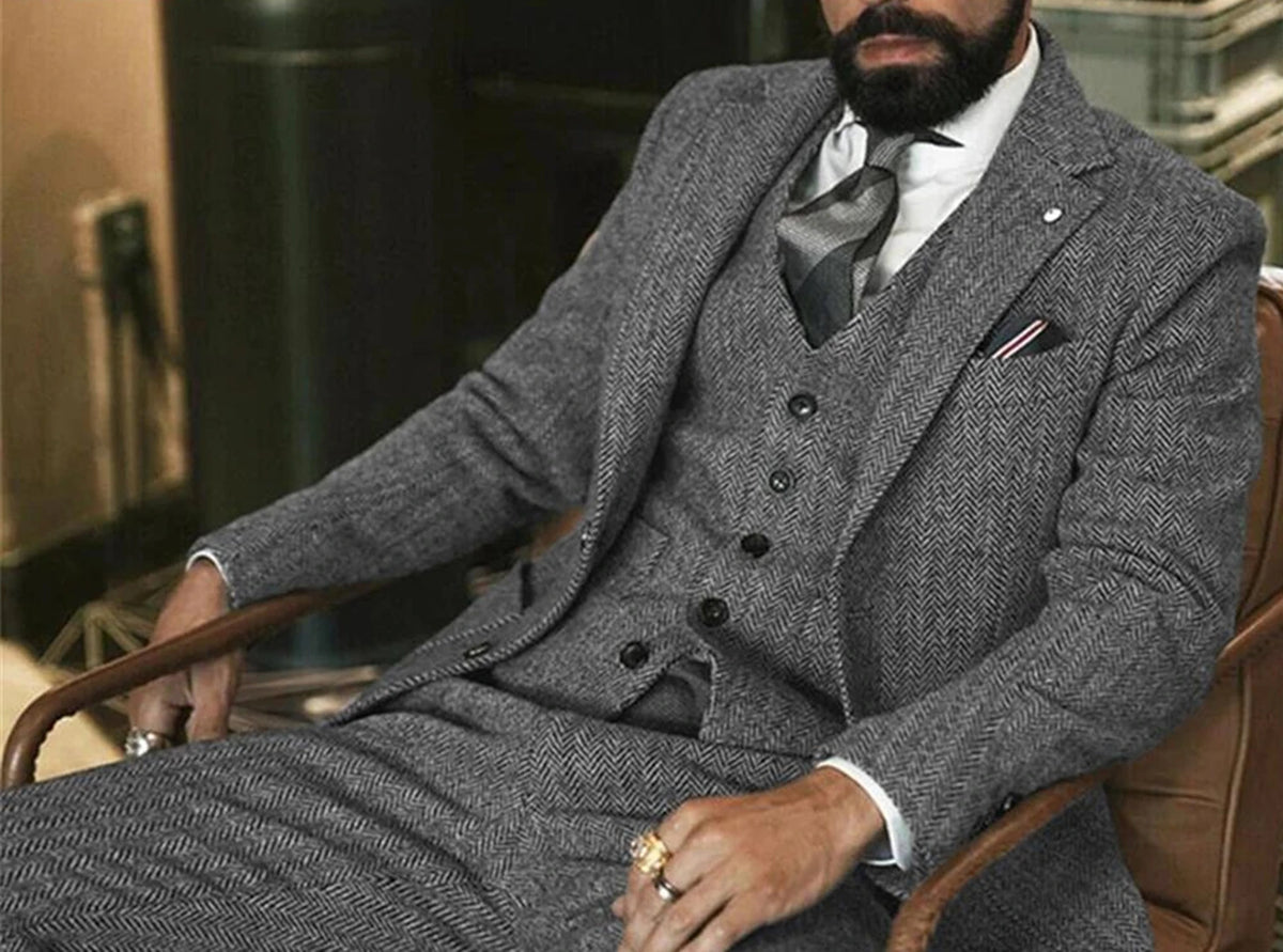 Grauer Woll-Tweed-Winteranzug für Herren, Fischgrätenmuster, schmale Passform, formeller Bräutigam-Smoking, 3-teilige Hochzeitsanzüge für Herren (Jacke + Weste + Hose)