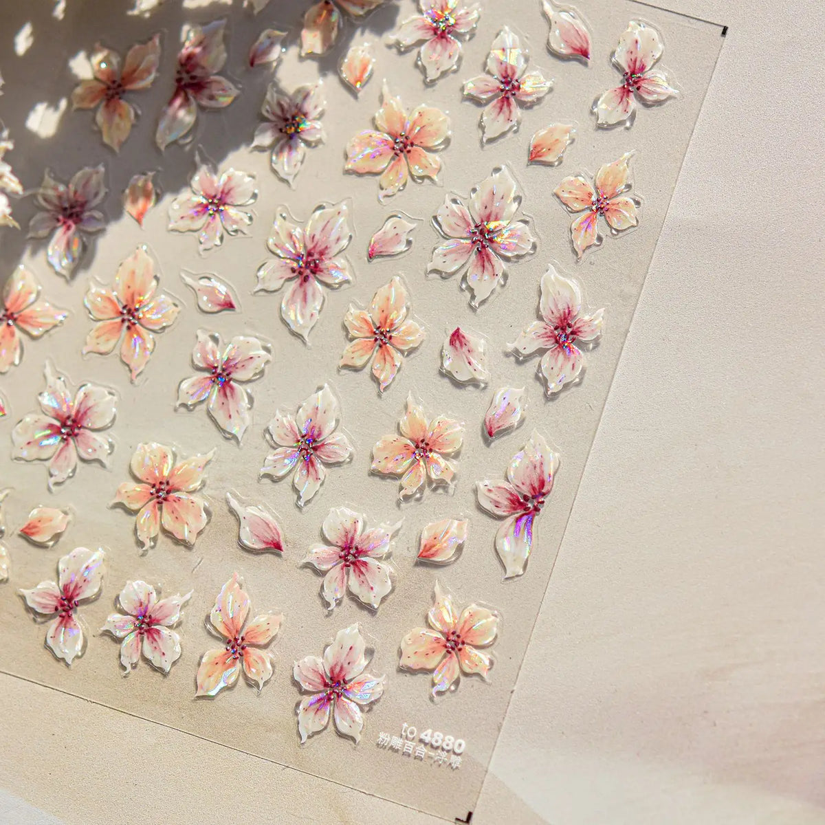 Fantasie blau lila Hortensie 5d geprägte Tulpe selbst klebende Nail Art Aufkleber hochwertige bunte Bouquet Nail Art Aufkleber