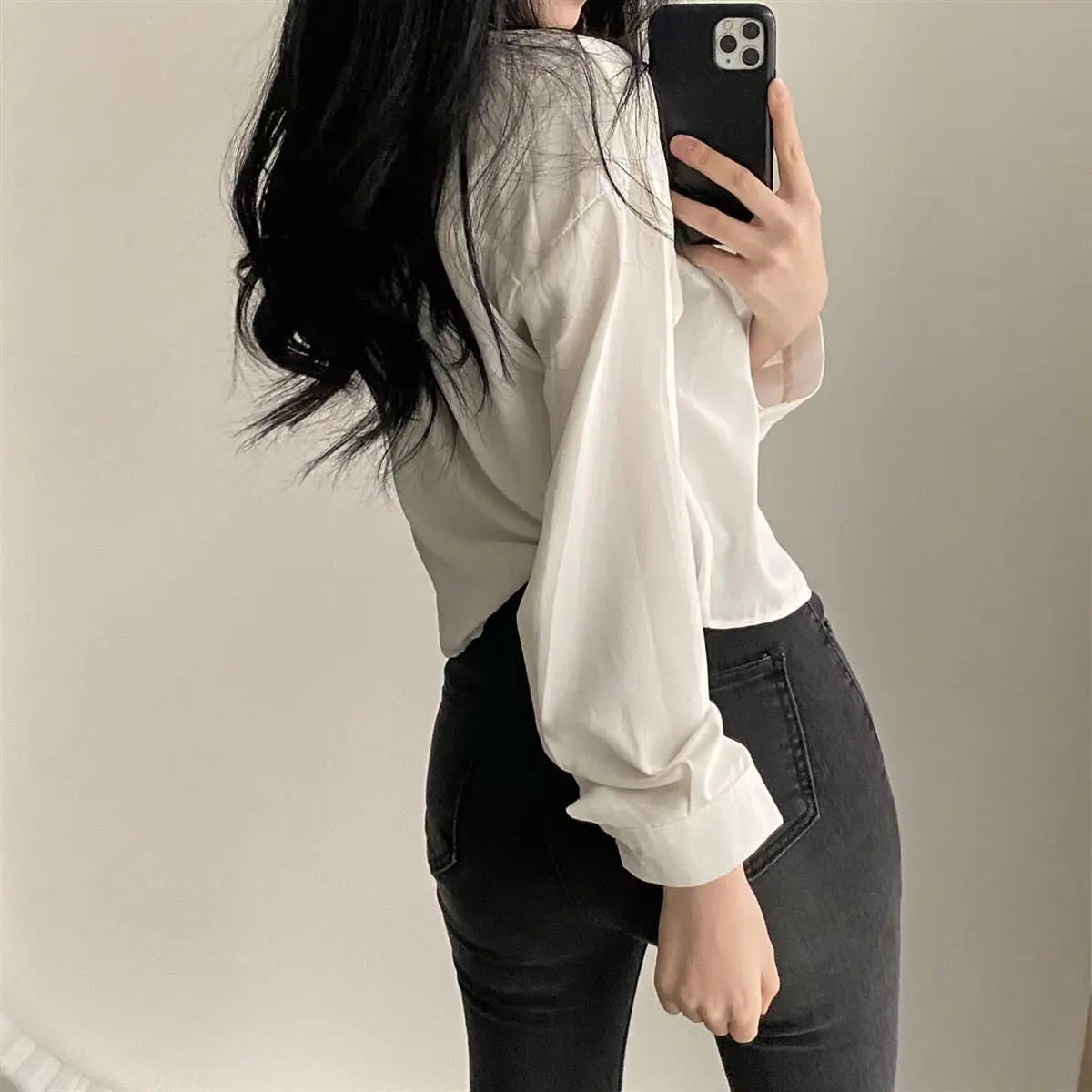 Übergroßes Seidenhemd für Damen Bürokleidung Satin-Bluse Dezenter Luxus-Top Locker Sitzende Knopfleiste Elegante Lässige Langarm-Blusen