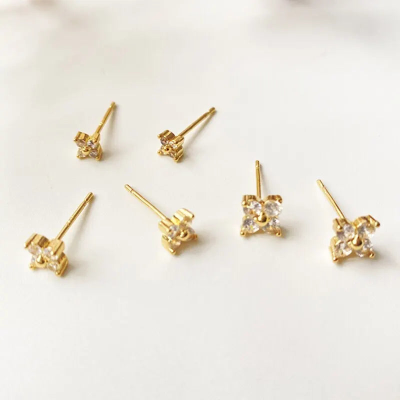 Exquisiter kleiner runder Zirkonia-Ohrstecker in Blumenform, goldfarben, für Damen, schlicht, Party, Hochzeit, Modeschmuck