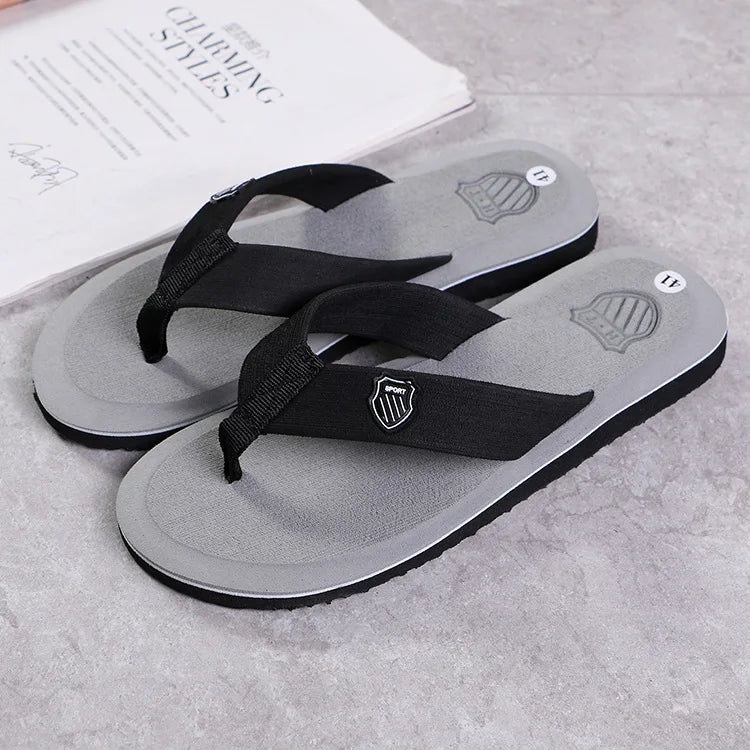 2023neue Männer Hausschuhe Eva weiche Seiten Schuhe Garten Sandstrand Schuhe Keile süße Sandalen Anti-Rutsch-Plattform Flip Flops für Stenio