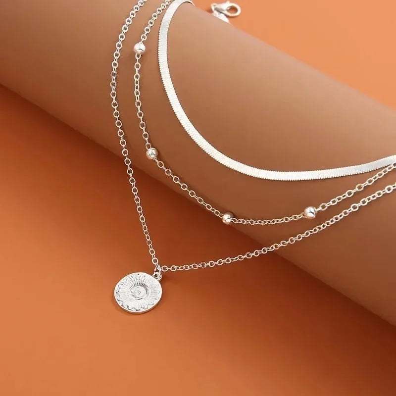 Vintage Mehrschichtige Sonnenscheiben-Anhänger Halsketten für Frauen und Mädchen, Edelstahl Dreischichtige Schlangenkette Halskette Schmuck Geschenke