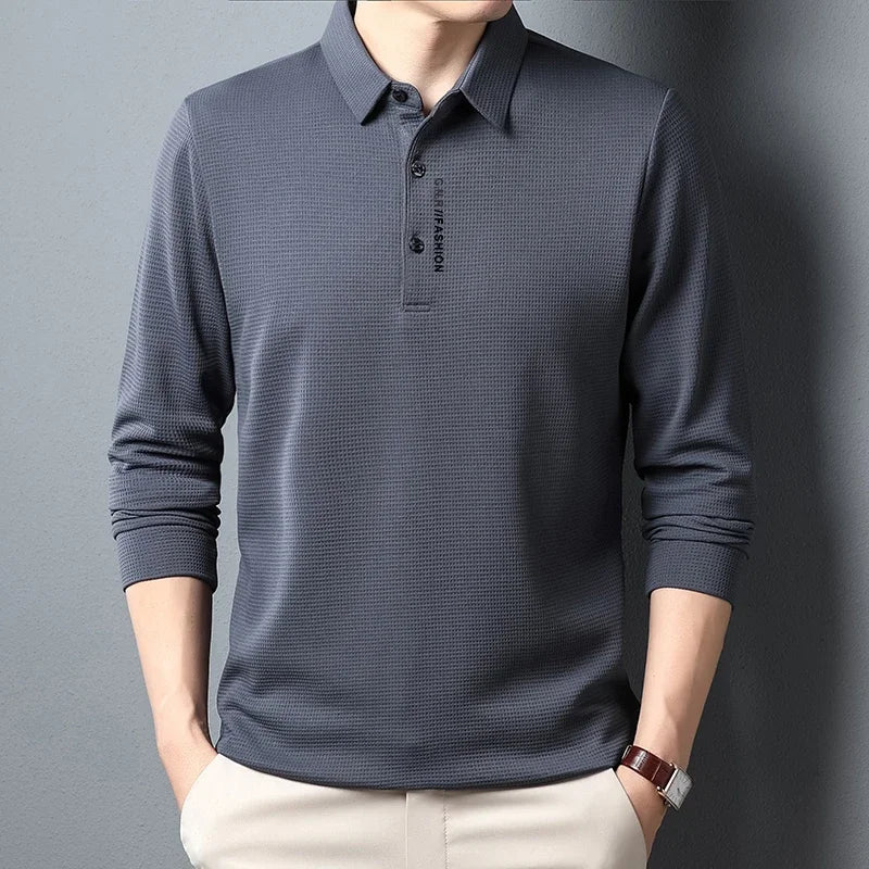 Herren-POLO-Shirt mit Waffelmuster und langen Ärmeln und lässigem Revers-Oberteil mit Buchstabendruck