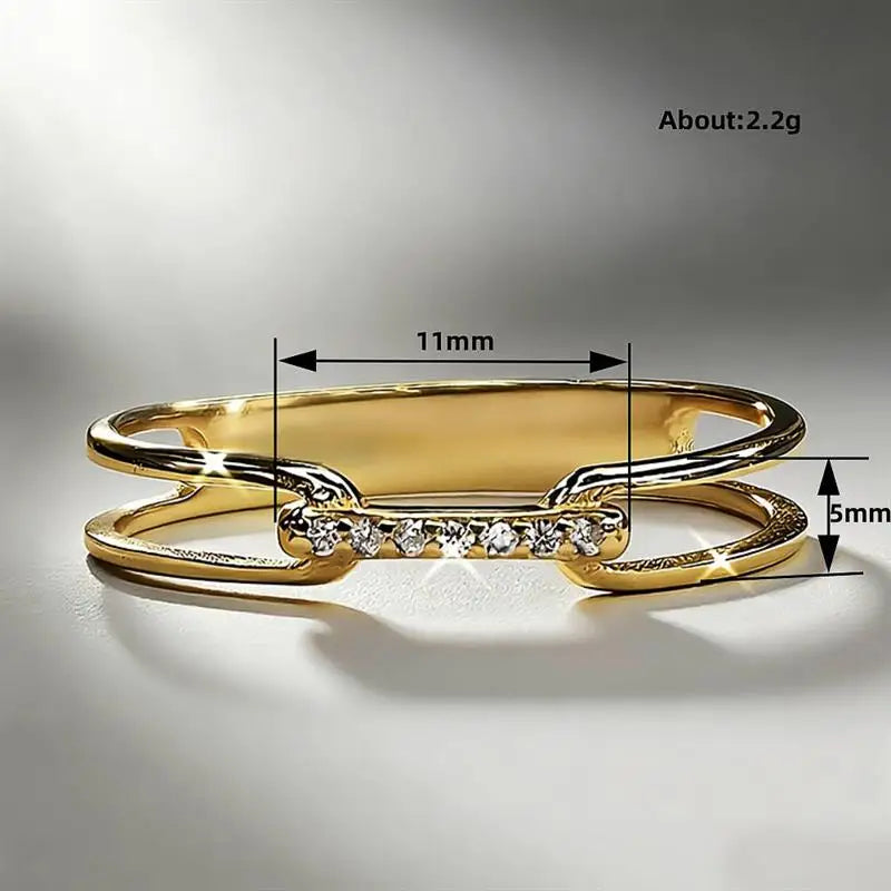 Huitan Ring im schlichten Stil, goldfarben, für Damen, Kettendesign, hohl, modisch, für Hochzeit, Party, vielseitiges Zubehör, Schmuck mit eingelegtem CZ