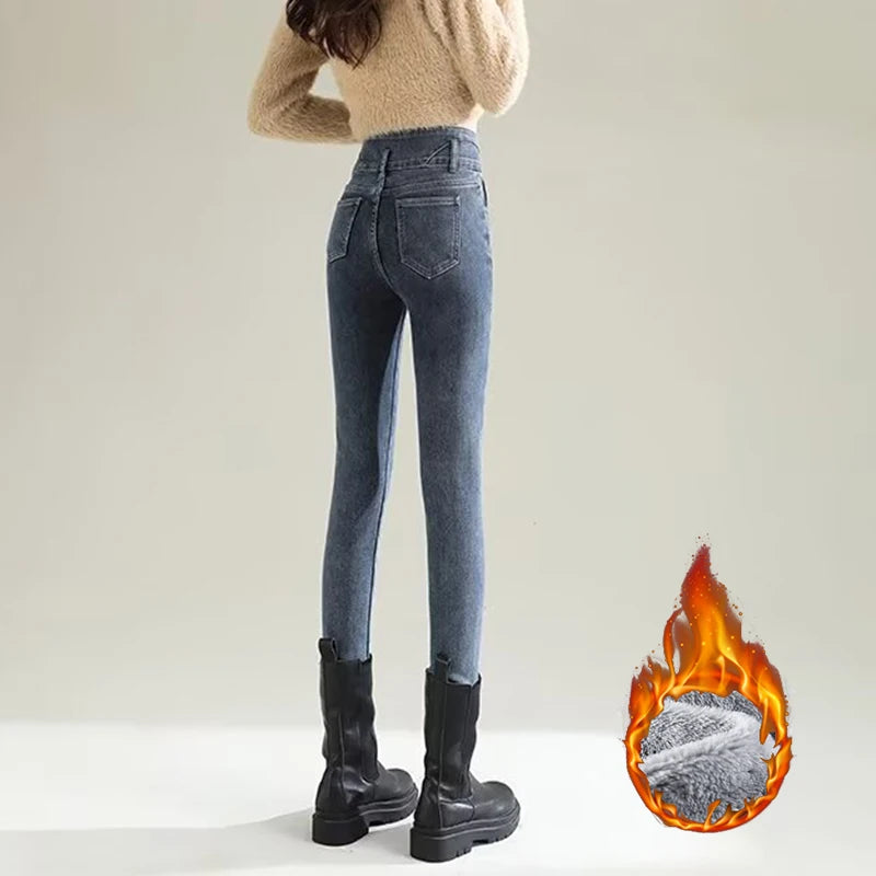 Winter Dame Plüsch Thermische Schmale Gerade Bein Jeans Mädchen Schnee Warme Casual Denim Hosen Frauen Klassische Koreanische Fleece Hosen