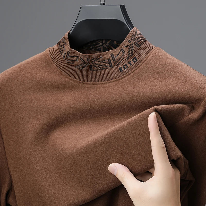 Hochwertiger Herren-Pullover aus Samt mit halbhohem Halsausschnitt, langärmelig, warmes T-Shirt, Herbst-Winter, modische Stickerei, lässiger Pullover