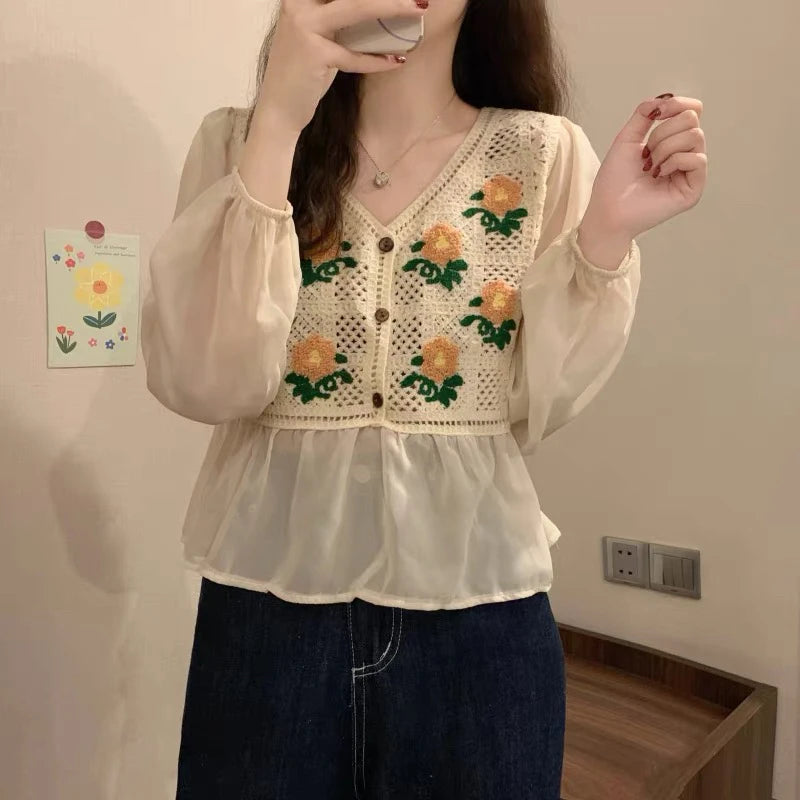 2026 Sommer Langarm Vintage National Trend Damenbekleidung Ausgehöhlte Spitze Patchwork Chiffon Hemden Damen Blusen Großhandel