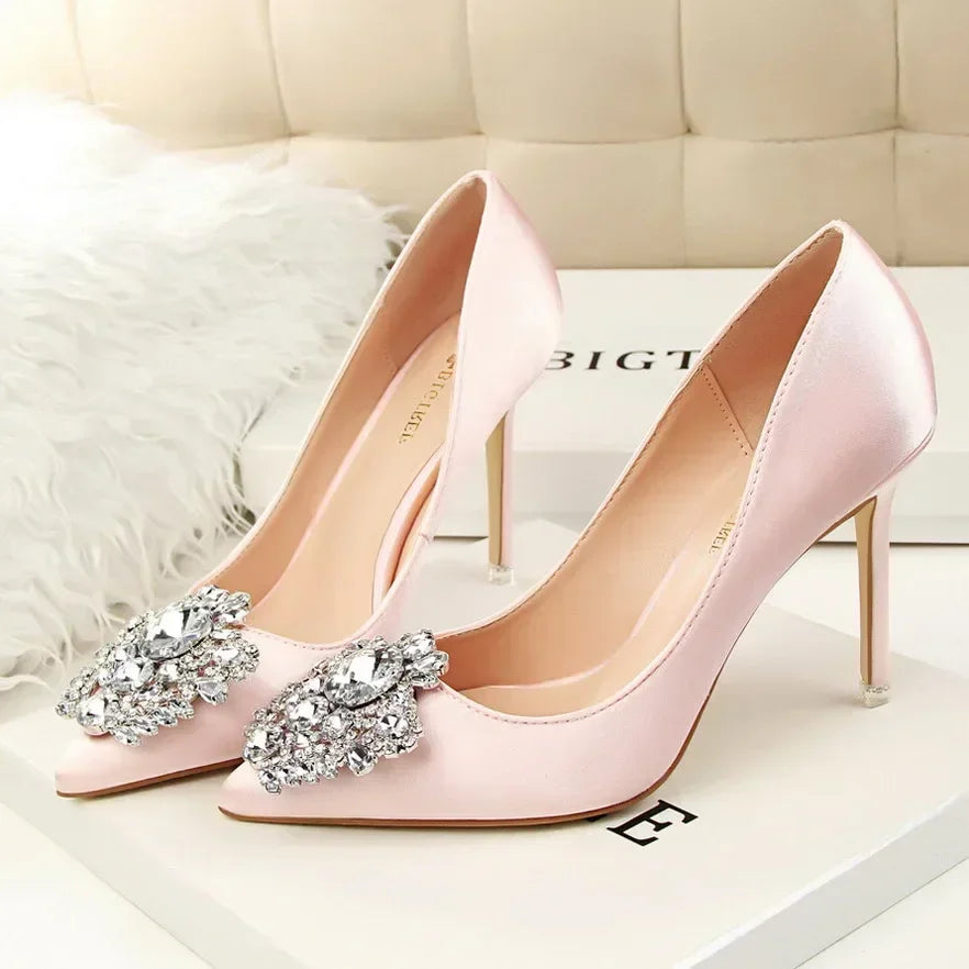 Frauen Satin 10 cm High Heels Sexy Kristall Drag Queen Pumpen Weibliche Spitz Neue Grüne Formelle Anlässe Abend Bankett schuhe