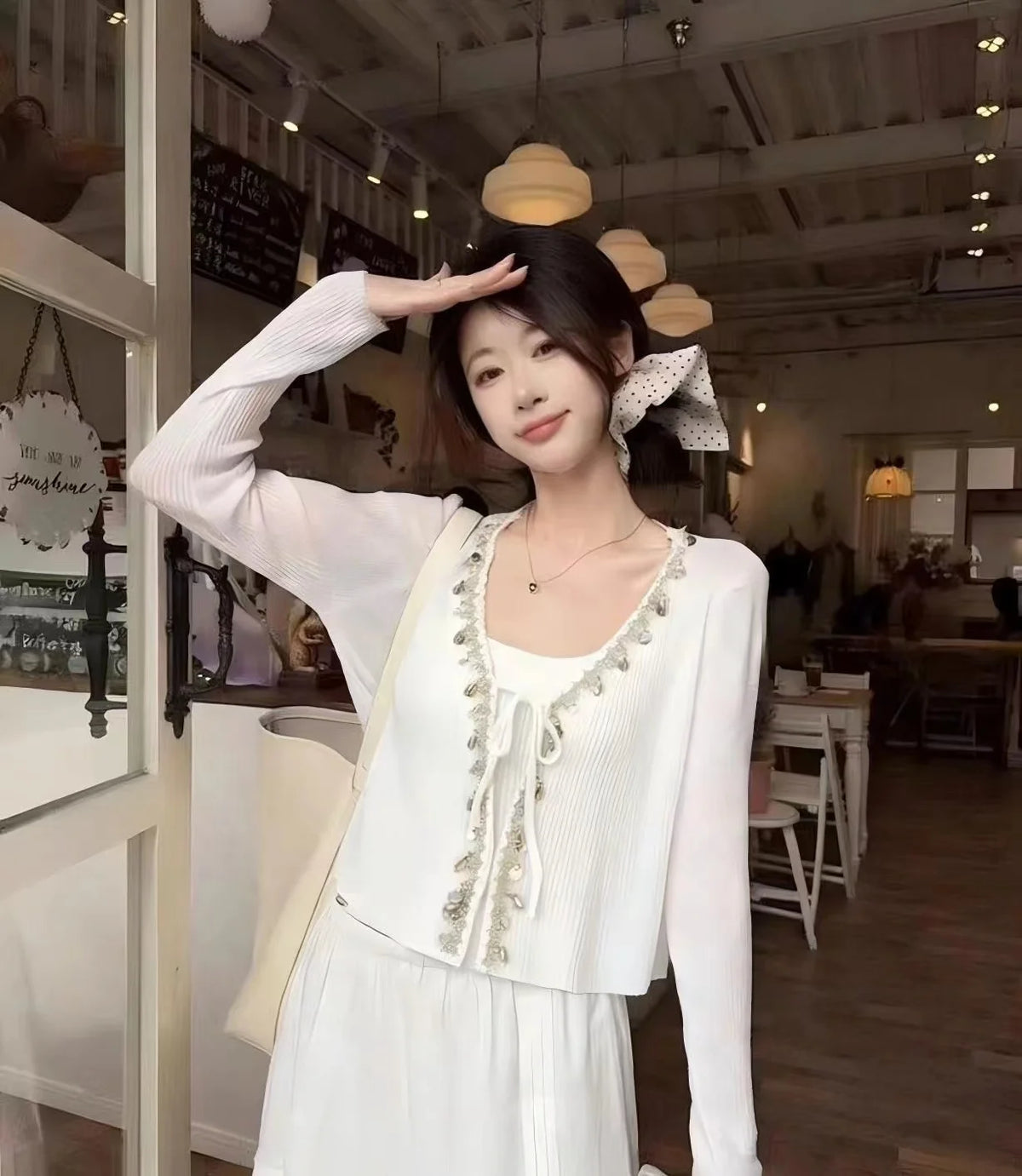 2026 Sommer Langarm Vintage National Trend Damenbekleidung Ausgehöhlte Spitze Patchwork Chiffon Hemden Damen Blusen Großhandel
