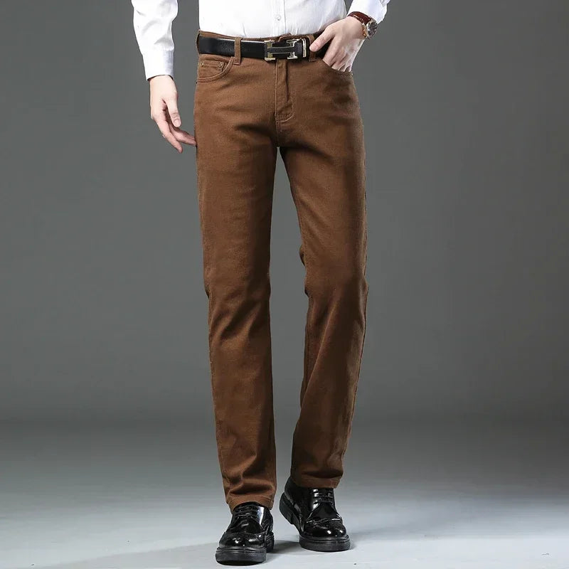 Herbst Neue 98% Baumwolle männer Jeans Weiche Gemütliche Gerade Casual Denim Hosen Plus Größen 42 44 Stretch Mode Hosen männliche Kleidung