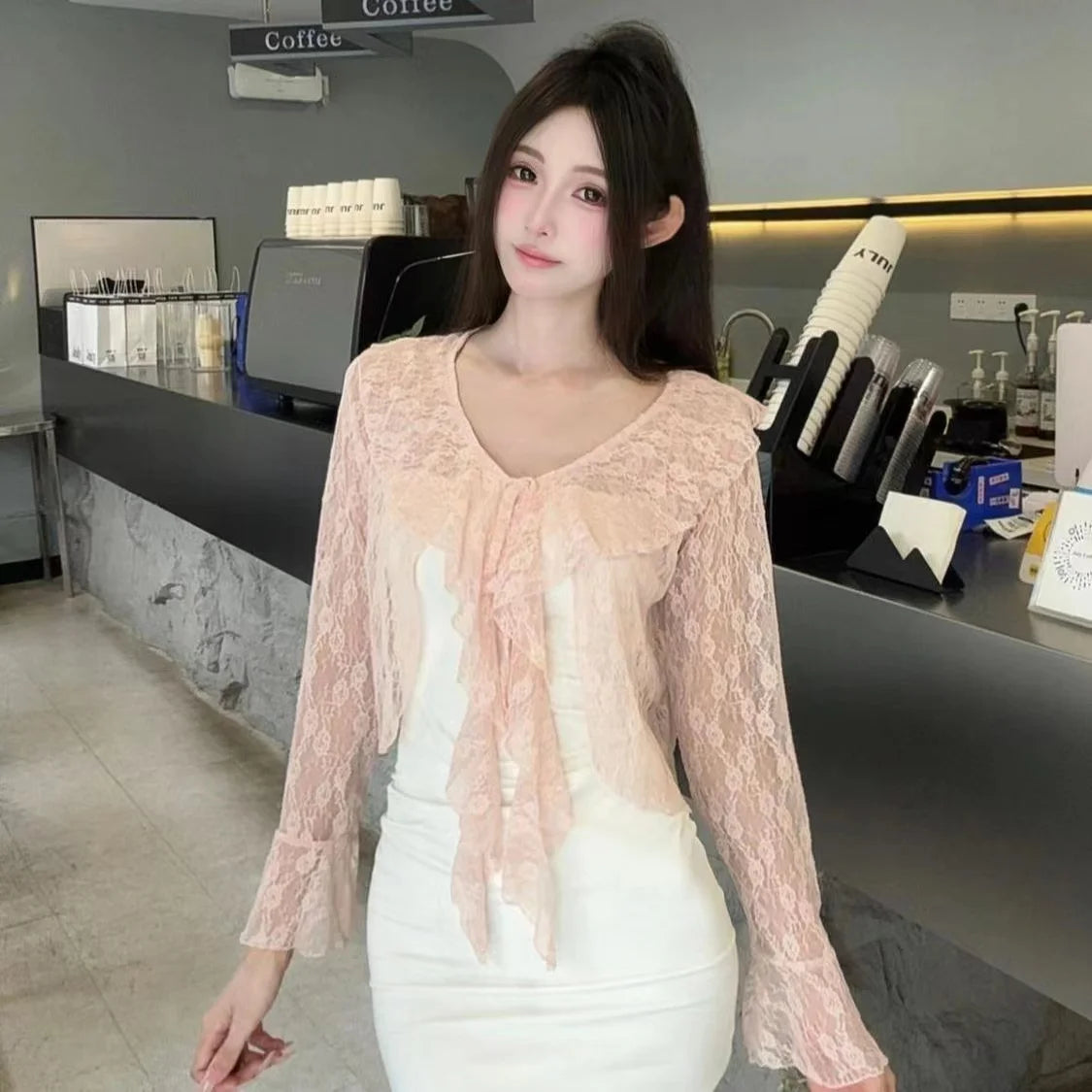 2026 Sommer Langarm Vintage National Trend Damenbekleidung Ausgehöhlte Spitze Patchwork Chiffon Hemden Damen Blusen Großhandel