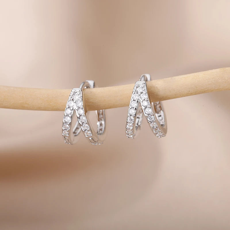 Klassische Imitation Perle Edelstahl Durchbohrte Ohrringe für Frauen Vergoldet Blatt Zirkonia Schmuck Retro Schmuck Kostenloser Versand