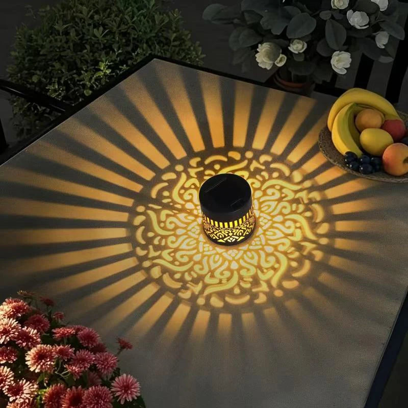 Solar-Wandleuchte mit Mandala-Muster-Projektion, Wasserdichte LED-Energiespar-Dekorationsleuchte, Solar-Zaunbeleuchtung mit Warmem Muster-Projektor