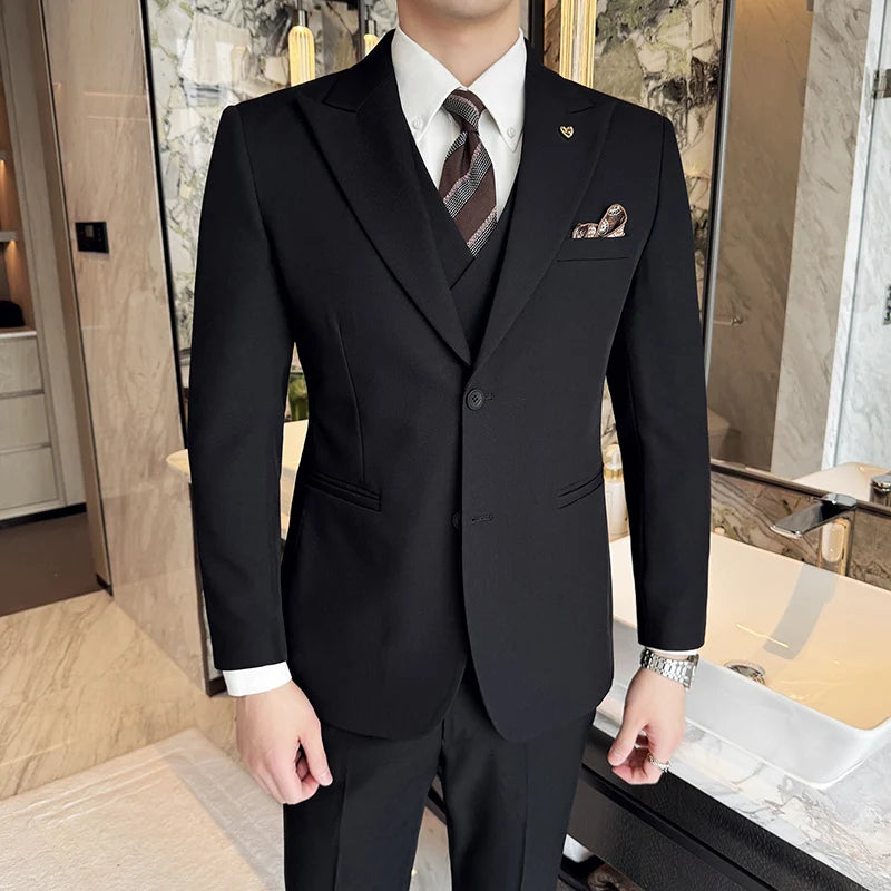 Slim-Fit Dreiteiliges Set im koreanischen Stil mit zwei Knöpfen für Trauzeugen, formelle Hochzeit, Business-Anzug, hübscher Bräutigam, Trauzeugenkleid, hoch