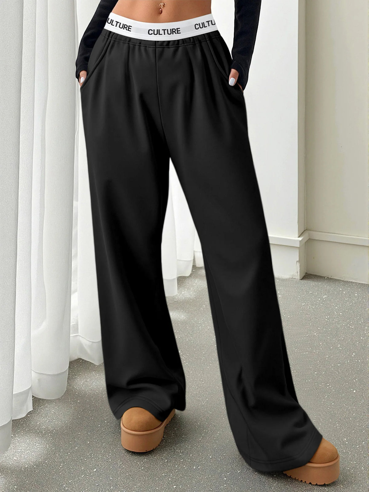 Damen-Jogginghose mit weitem Bein, 4 Farben, elastische Taille, „KULTUR“-Bund, bequeme Freizeithose