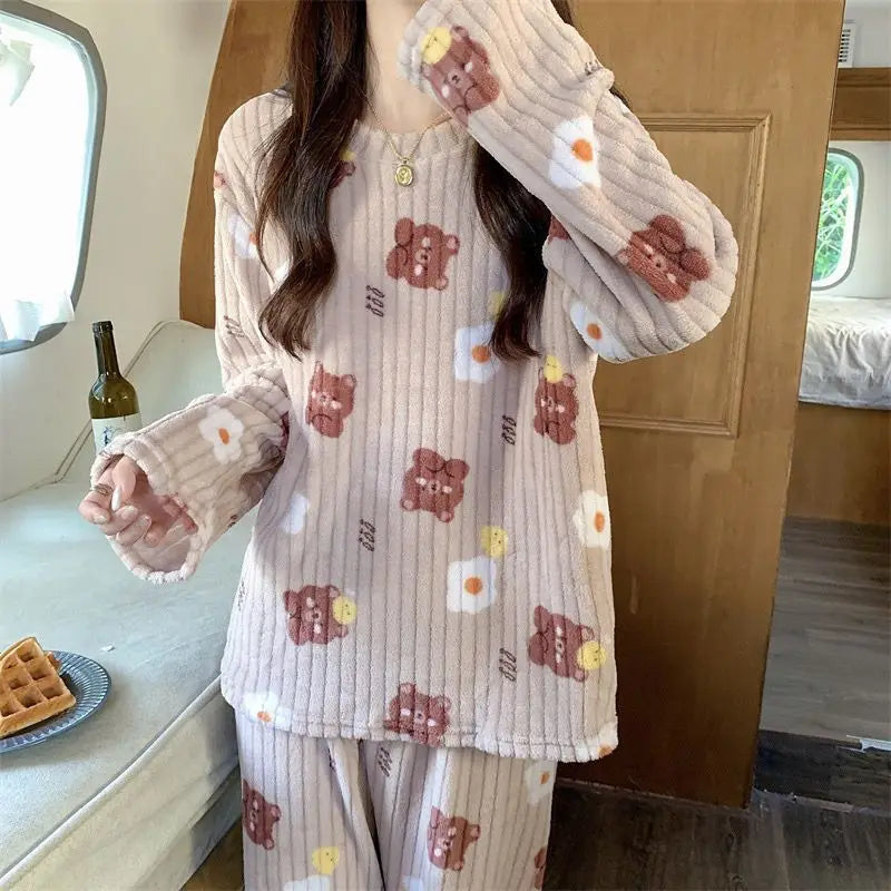 Herbst-Winter-Nachtwäsche, zweiteiliges Set, bezaubernder Pyjama aus pfirsichfarbenem Korallen-Flanell, modische warme Loungewear für Zuhause darüber hinaus