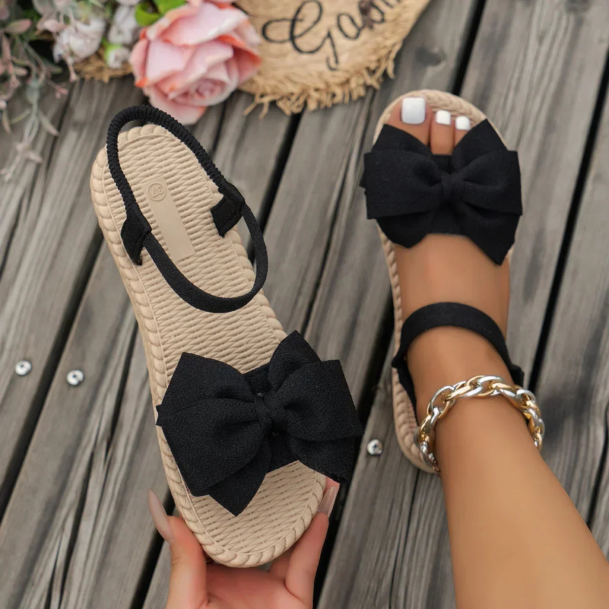 Frauen Sandalen 2025, Neue Sommer Leichte Sandalen Mode Strand Casual Hausschuhe Outdoor Fliege Flache Schuhe Hause plattform sandalen