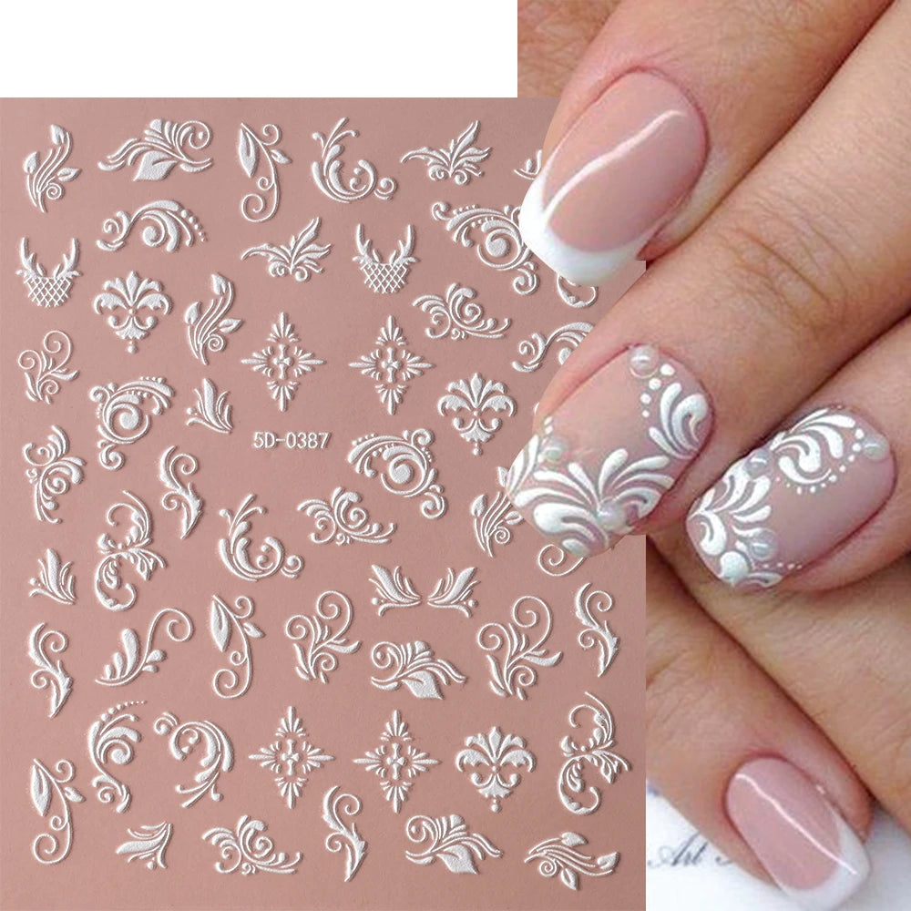 1 Stück 5D geprägte weiße Spitze Blume Nail Art Aufkleber Acryl Blumen Blatt Schmetterling Charme selbstklebende Schieber 10 * 8 cm Maniküre Aufkleber