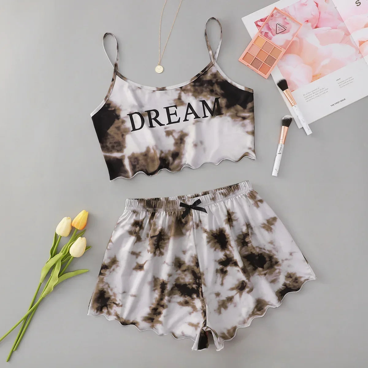 Unterwäsche Frauen Nachtwäsche Sommer Pyjamas Sets Sexy Dessous Nette Tie-gefärbt Druck Ärmellose Oansatz Dünne Tops mit Shorts Set