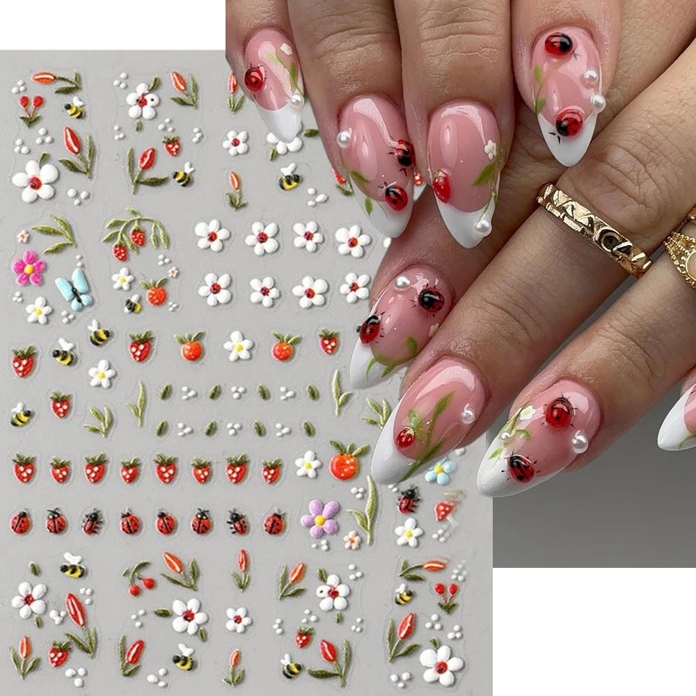 1 Stück Niedlicher Bienen-Frangipani-Blumen-Nagelaufkleber 5D Geprägte Fünfblättrige Blüte Marienkäfer Biene Insekten-Nagelsticker Sommer-Nagelaufkleber