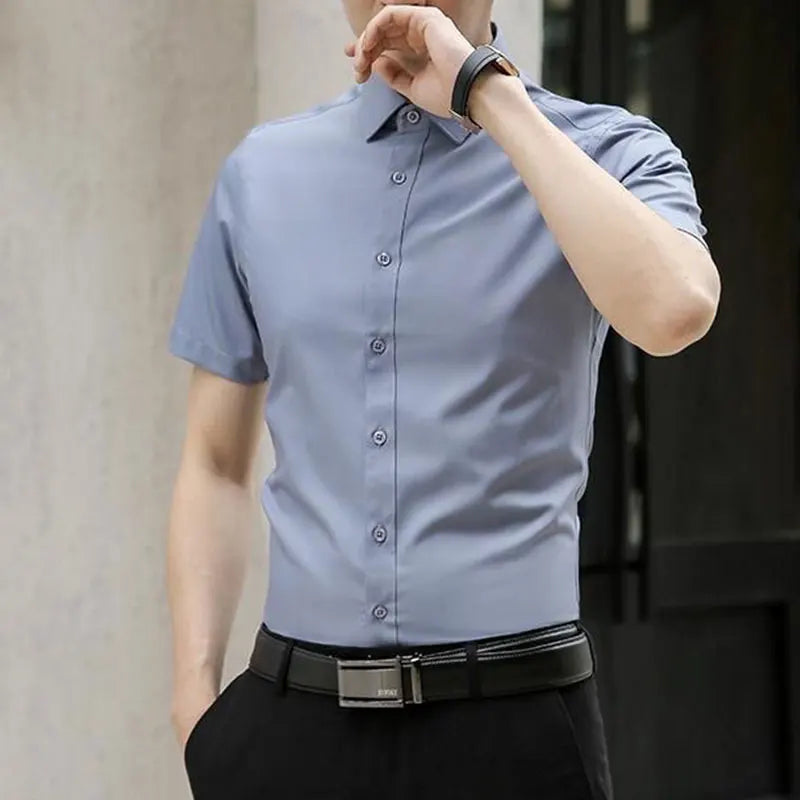 Einfarbiges Business-Casual-Formelles Hemd für Herren. Modisches, klassisches, schlankes, einfarbiges Langarmhemd, kein Bügeln, soziale Qualität