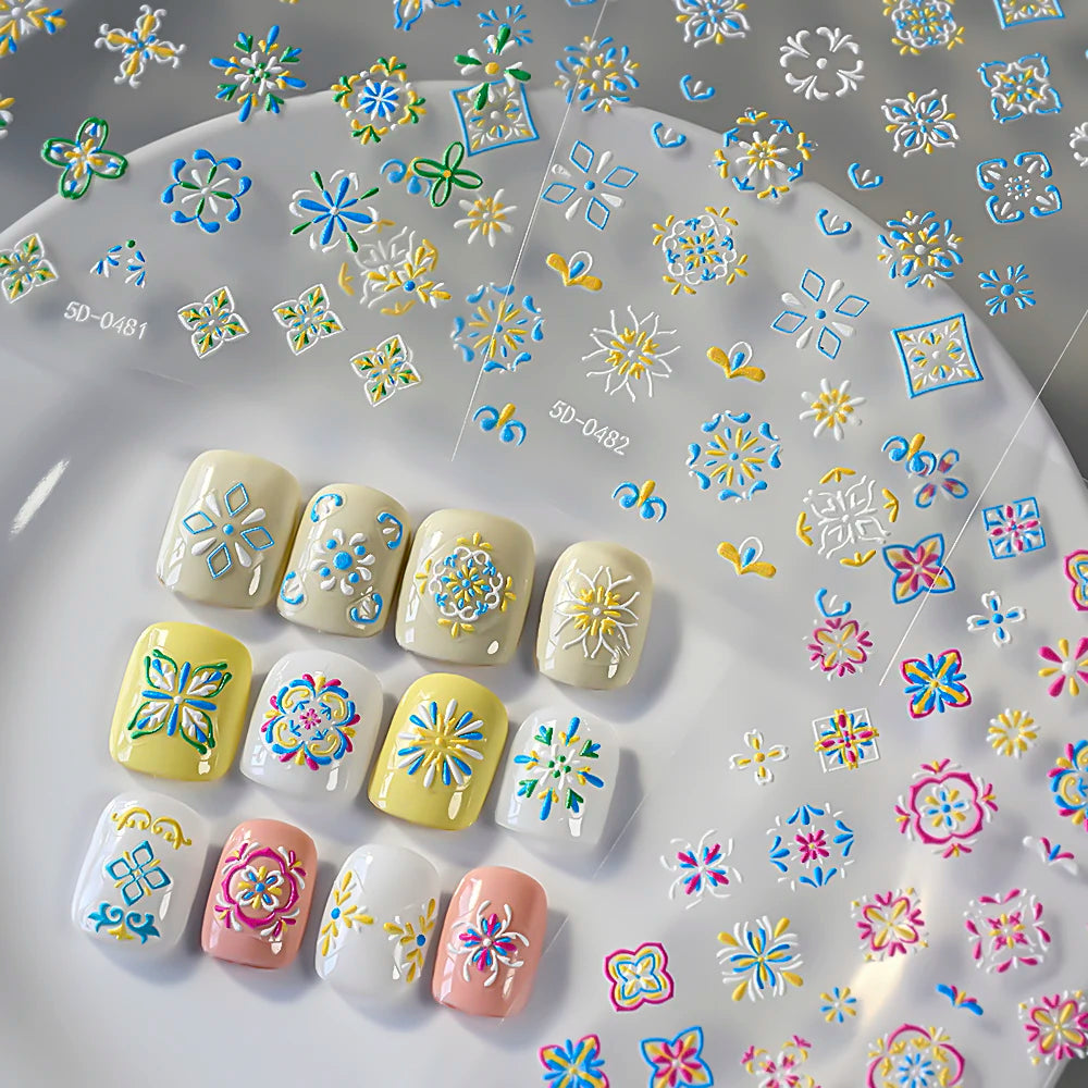 1 Stück 5D weiche geprägte farbige böhmische Nail Art Aufkleber abstraktes Design Retro blau gelbe Blume Nagelaufkleber DIY Nageldekoration