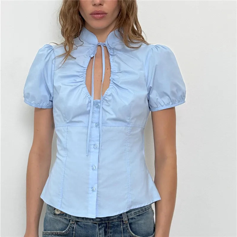 Hirigin Damen-Bluse mit Puffärmeln, Bindekragen, Aushöhlungen und Knopfleiste, schmale Passform, elegantes Sommerhemd mit Sweetheart-Ausschnitt