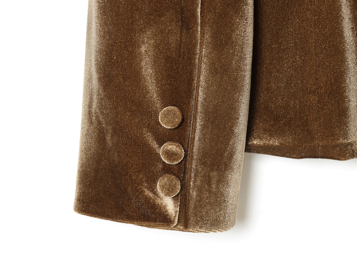 ETJ Damen-Frühlingskollektion. Stilvolle Pendler-Anzugjacke aus Samt mit V-Ausschnitt und passende lockere Anzughose