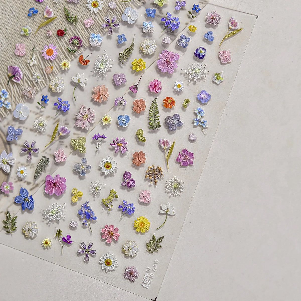 1 Stück 3D Lavendel Blumen Aufkleber für Nägel Frühling Sakura Blumenblätter Selbstklebende Slider Abziehbilder Kunst Maniküre für Dekoration