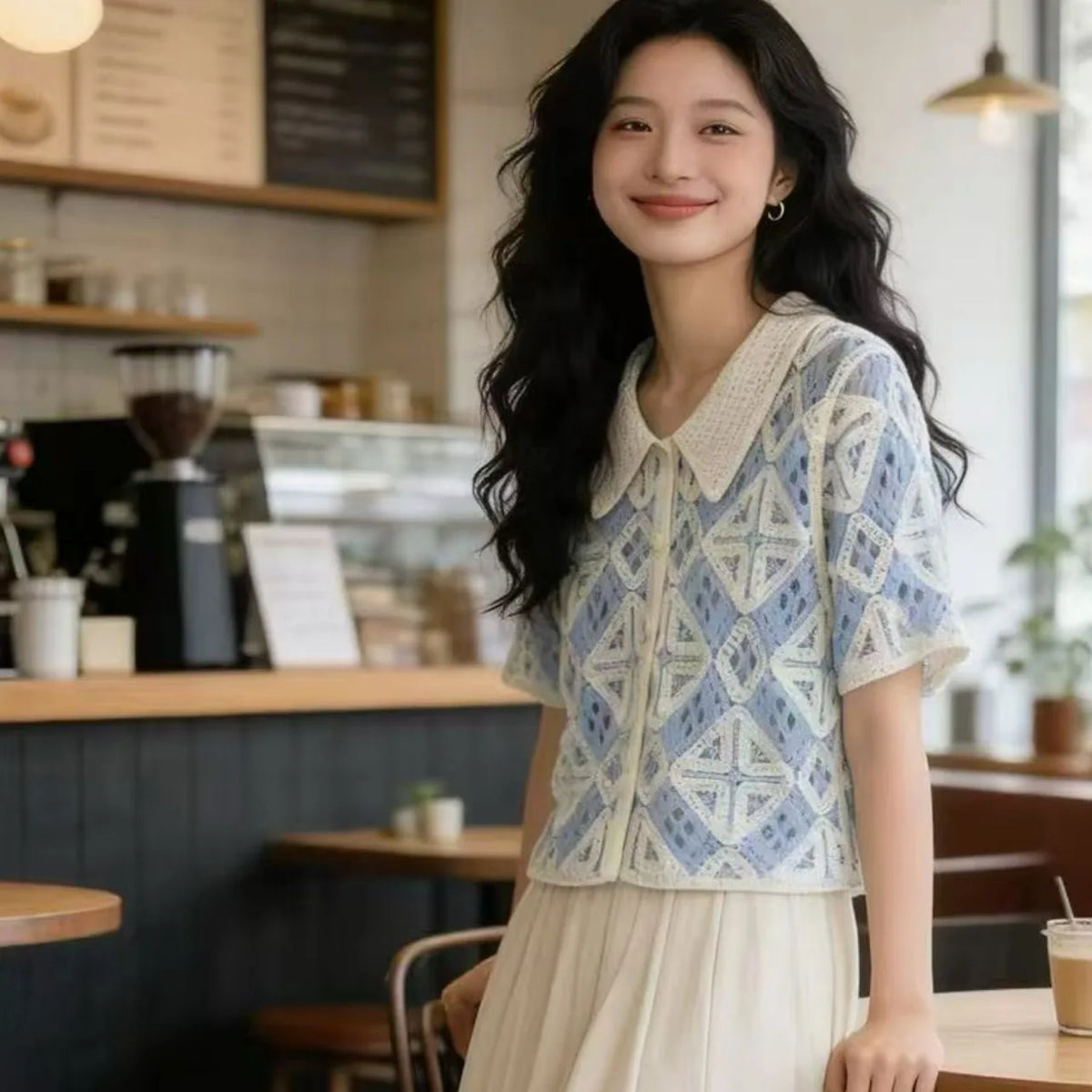 2026 Sommer Langarm Vintage National Trend Damenbekleidung Ausgehöhlte Spitze Patchwork Chiffon Hemden Damen Blusen Großhandel