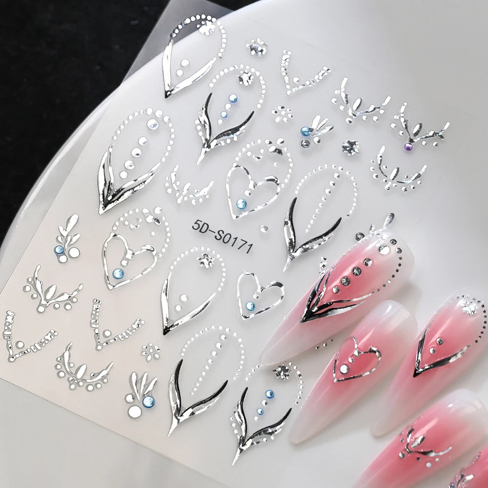 5D Laser French Silver Nagelaufkleber mit glänzenden Diamanten, Herz-/V-förmige Laser-Nagelkunst-Sticker, selbstklebende Maniküre-Dekoration