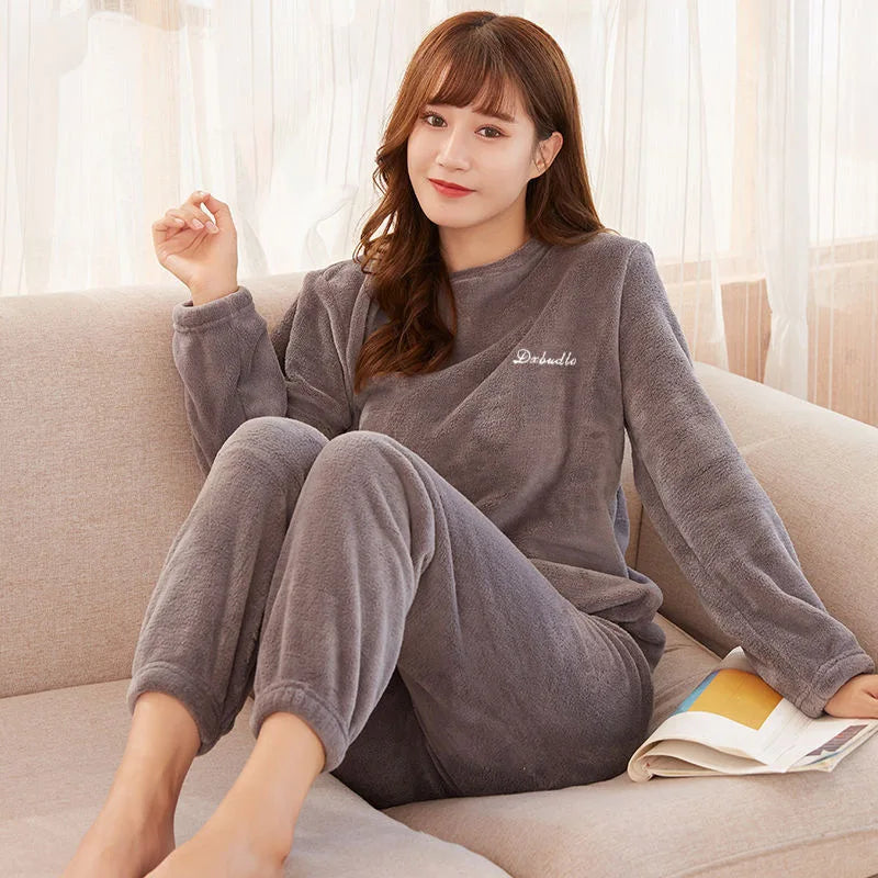 Winter-Pyjama, warmes Pyjama-Set aus Korallen-Fleece, kann außerhalb des Pyjamas getragen werden, lockeres Oberteil, elastische Taille, Hose, Heim- und Freizeitkleidung