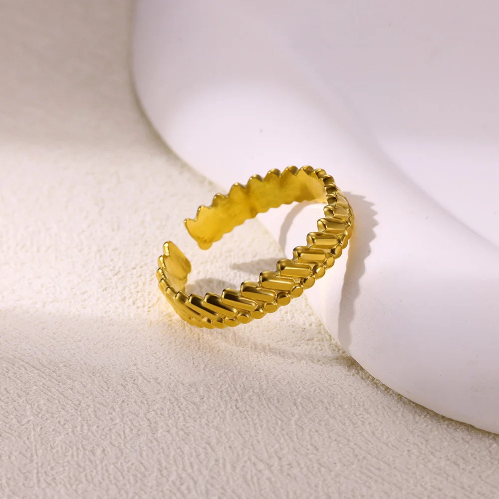 Minimalistische offene Schlangenringe aus Edelstahl, goldfarben, herzförmig, verstellbare Ringe, klassischer Partyschmuck, kostenloser Versand