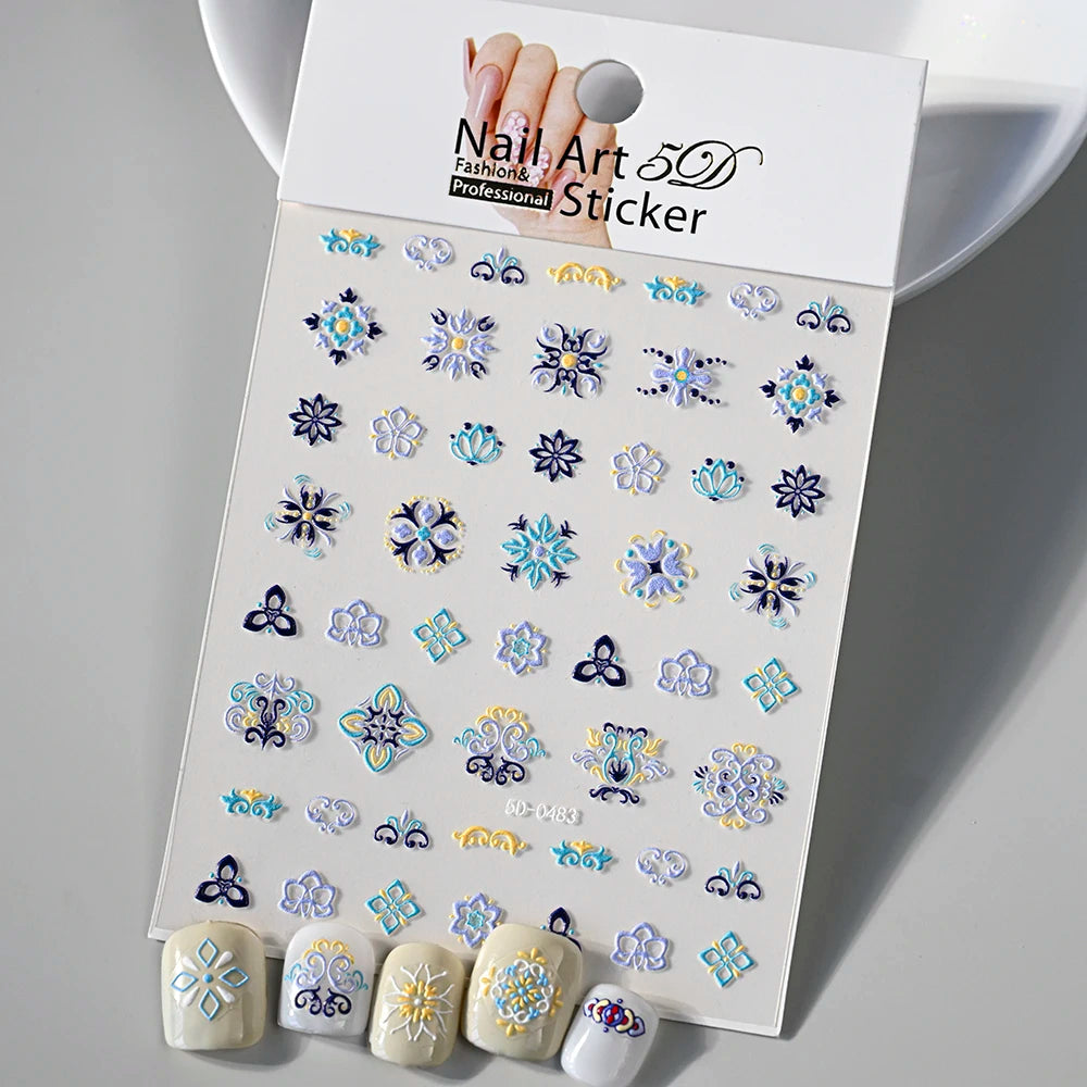 1 Stück 5D Relief Bohemian Nail Art Aufkleber, schicke Blüten elegante Stickerei Totem Boho Design Nagelzubehör Dekoration Zubehör