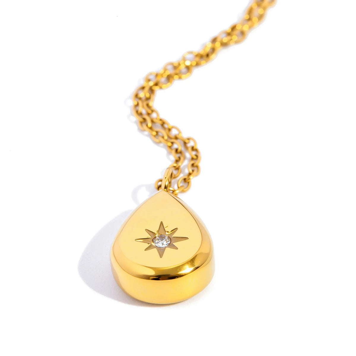 Exquisite Briolette- und quadratische Anhänger-Halskette für Damen |   Hypoallergene, 18 Karat vergoldete Kette aus poliertem Edelstahl