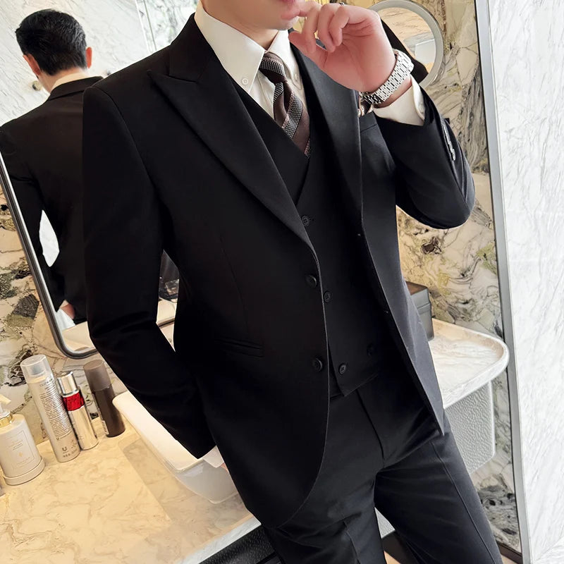 Slim-Fit Dreiteiliges Set im koreanischen Stil mit zwei Knöpfen für Trauzeugen, formelle Hochzeit, Business-Anzug, hübscher Bräutigam, Trauzeugenkleid, hoch
