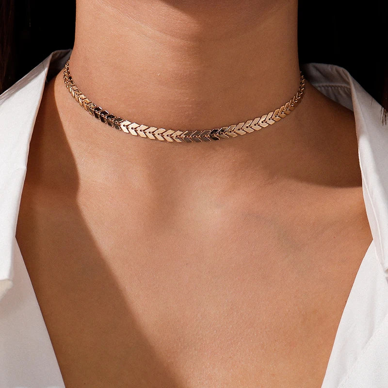 Neue Gold Farbe Pailletten Münzen Anhänger Halskette für Frauen Böhmischen Choker Halsketten Damen Hals Kurze Kette Collares Schmuck Geschenke