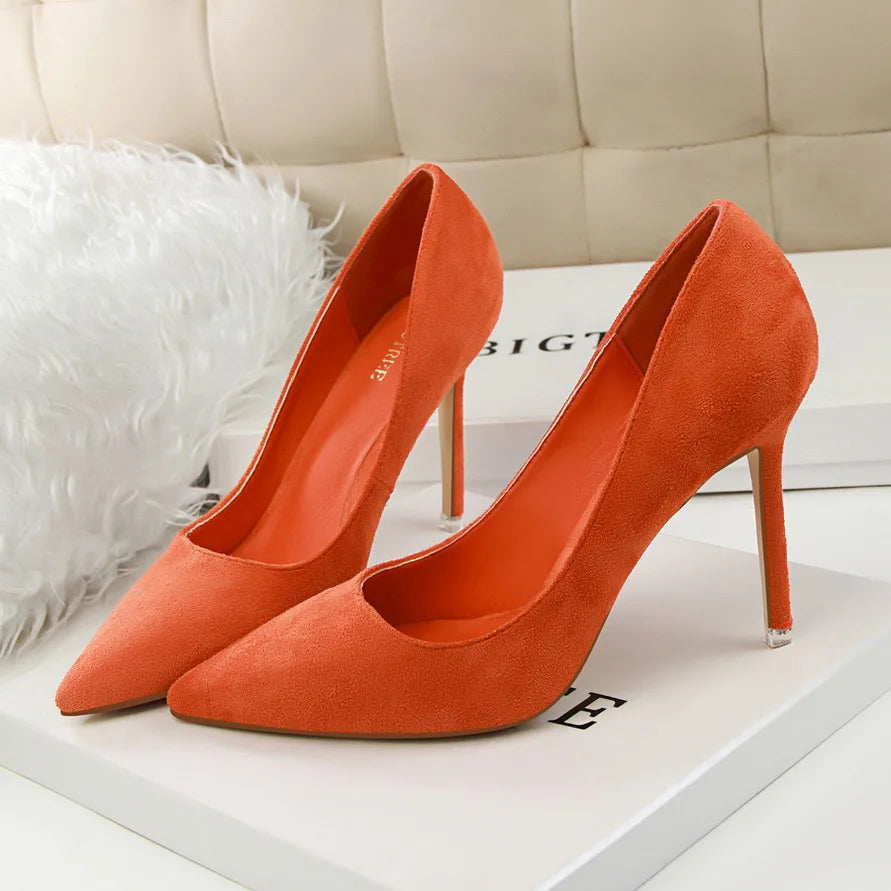 Frauen 9cm High Heels gelb Burgund Pumps plus Größe Stripper Wildleder Escarpins Dame Hochzeit Braut Scarpins grün blau Ballschuhe