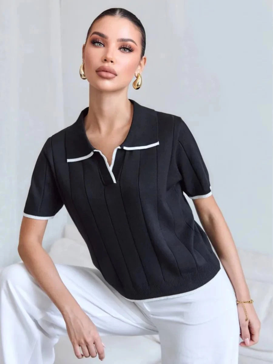 Braunes Kontrast-Poloshirt mit Weißer Einfassung für Damen Kurzarm V-Ausschnitt Slim Fit Lässige Strickware