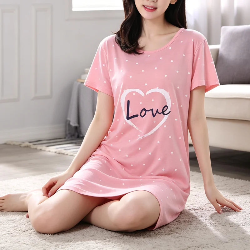 Damen-Pyjama in großen Größen, kurzärmeliges Nachthemd mit herzförmigem Muster, langer Studentenmantel, langer Rock mit Hasenmuster, Loungewear, Mädchenkleid