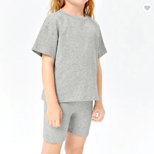 Neuheit Kleine Kinder Baby Mädchen Kleidung 2 Stück Trainingsanzug Set Übergroßen Kurzarm Baumwolle T-shirt + Leggins Shorts Sport Anzug