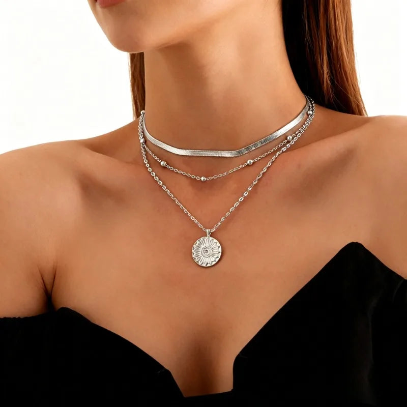 Vintage Mehrschichtige Sonnenscheiben-Anhänger Halsketten für Frauen und Mädchen, Edelstahl Dreischichtige Schlangenkette Halskette Schmuck Geschenke