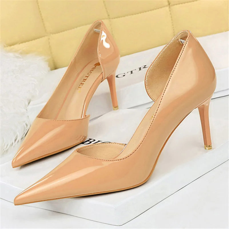 Frauen 7,5 cm 10,5 cm High Heels gelbe Pumps Büro sexy Stiletto Hochzeit Braut Scarpins kurze Absätze Dame sexy hohle Party Schuhe