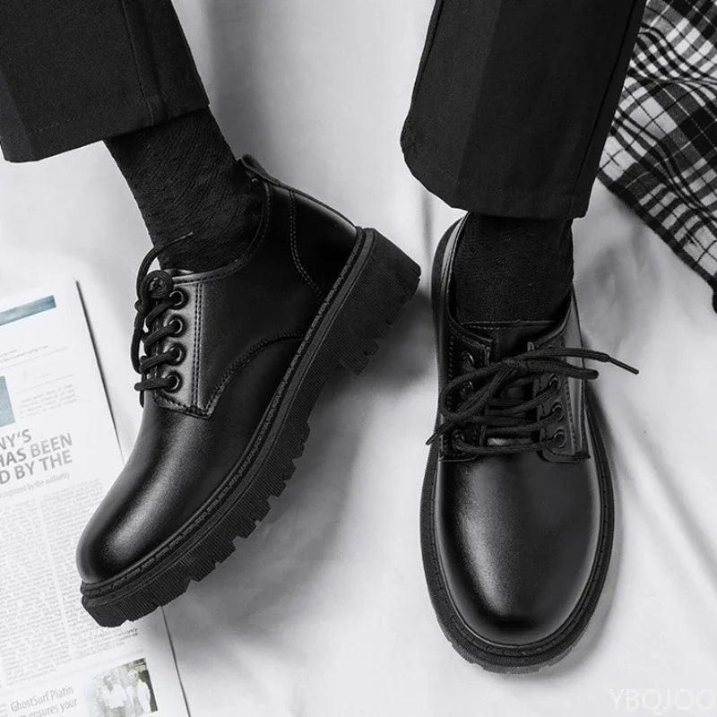 Business-Büro Formelle Kleidung Lässige Schnürschuhe für Herren Frühling und Herbst Mode Neue Atmungsaktive Rutschfeste Herrenschuhe 2026