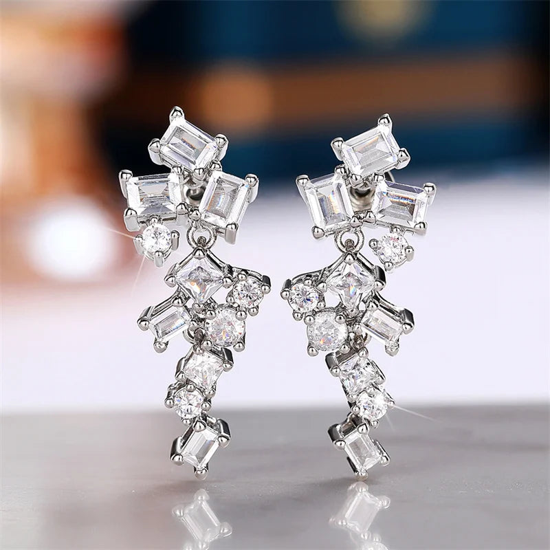 Huitan geometrische Kristall kubischen Zirkon baumeln Ohrringe einfache stilvolle Design Temperament Ohrringe für Frauen Hochzeit Trend Schmuck