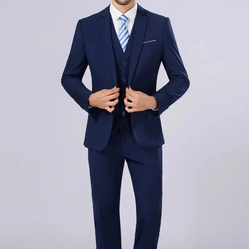 Slim Fit Dreiteiliges Herren-Hochzeitsanzug-Set Heißer Verkauf der Saison Neuer Stil Trauzeugen Kleiner Anzug Casual Business Formelle Kleidung M
